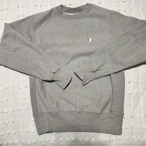 Champion crew neck sweater